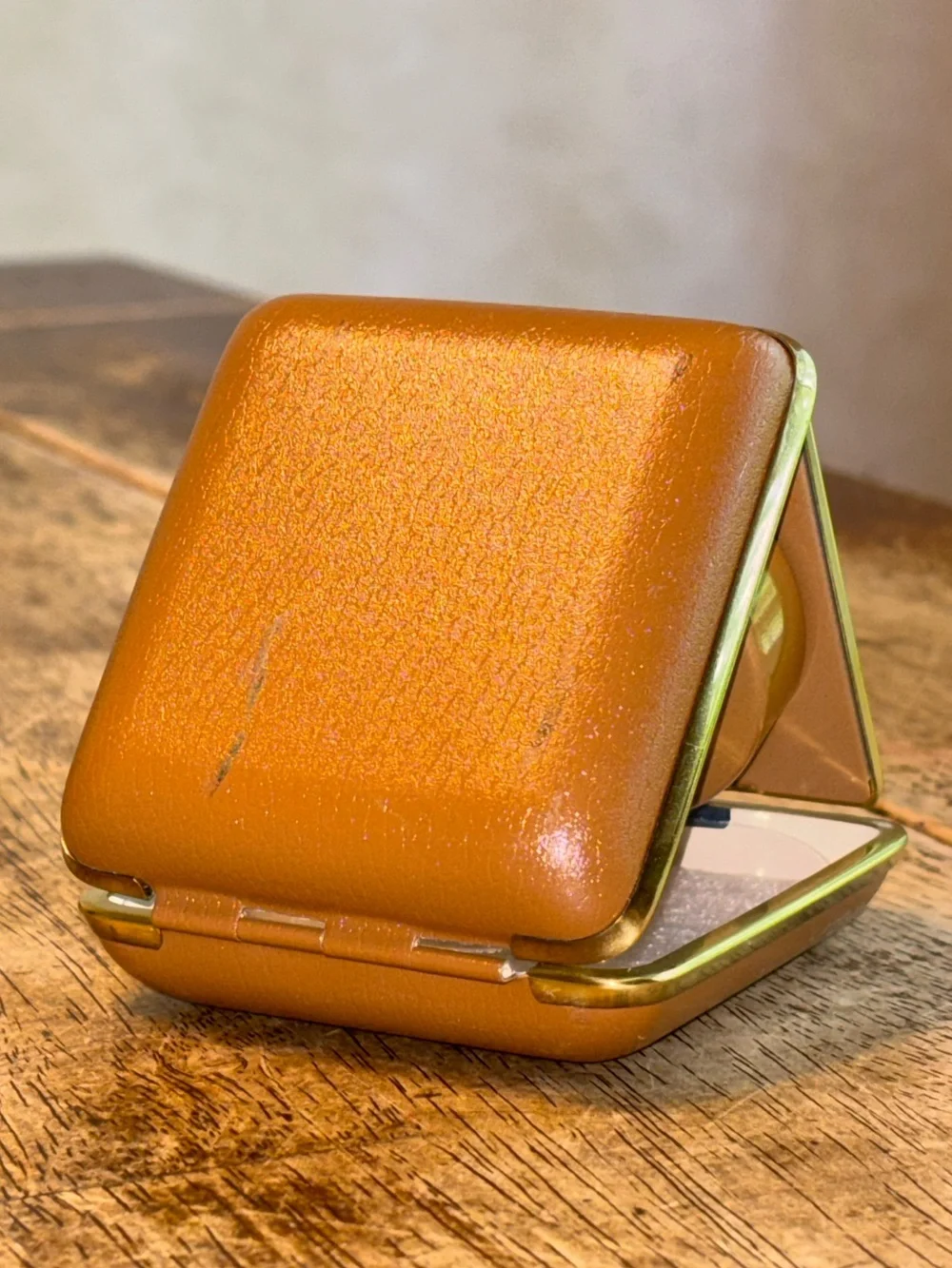 Vintage Citizen Japan Folding Travel Alarm Clock Gold Tone Brown Case Luminous